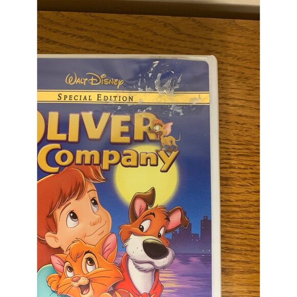 Oliver and company Disney dvd - Picture 2 of 3